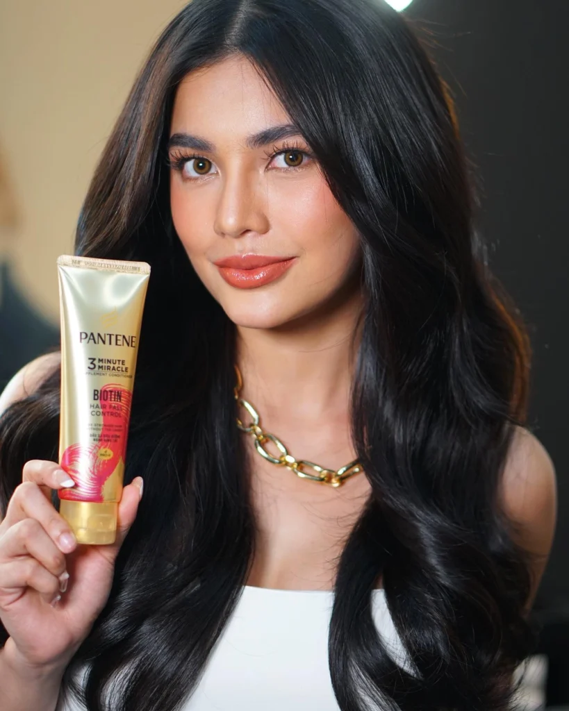 Jane De Leon in hot51