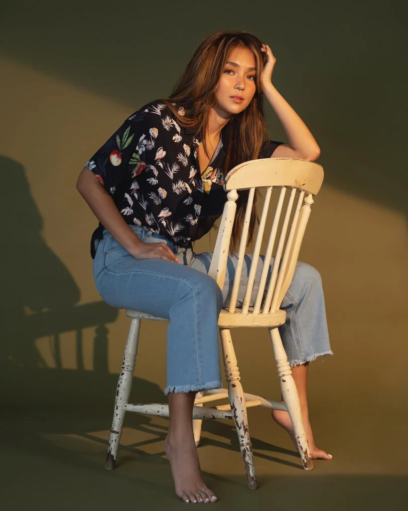 Kathryn Bernardo in hot51 