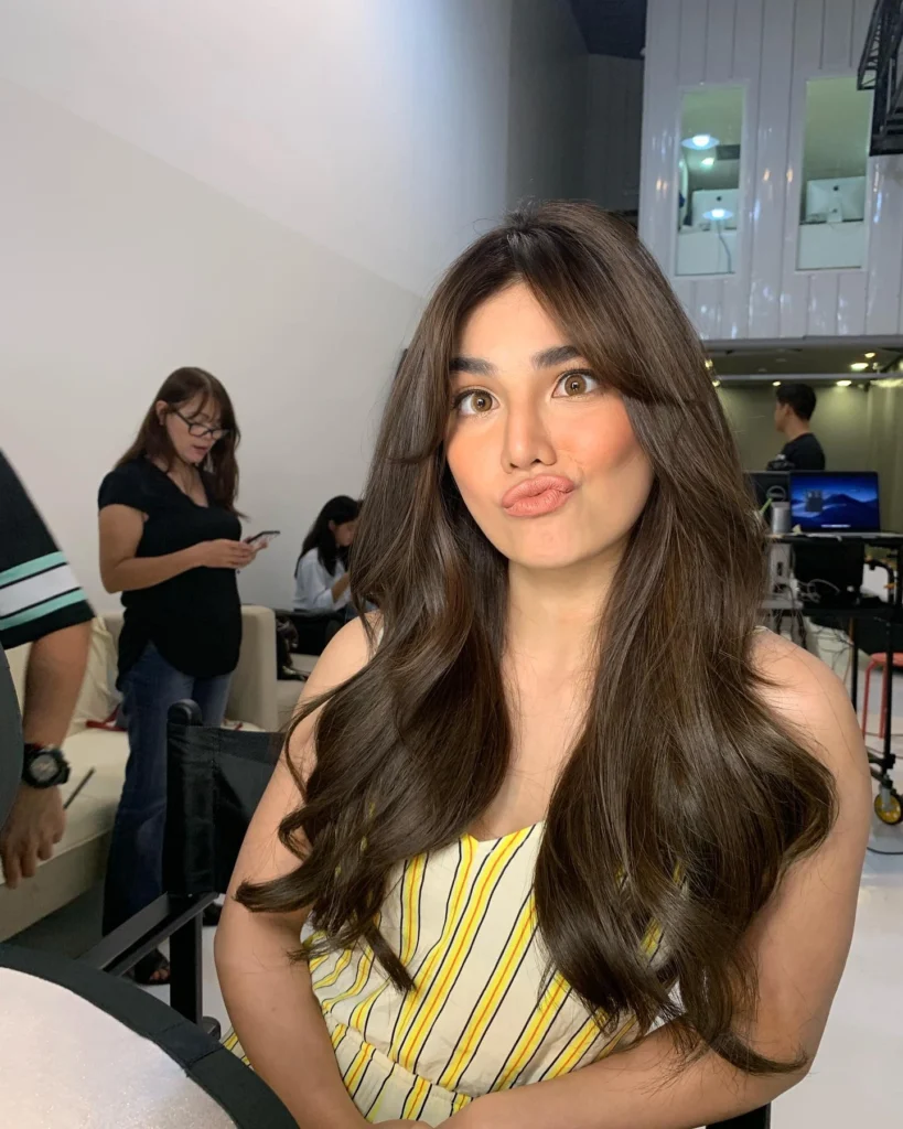 Jane De Leon in hot51
