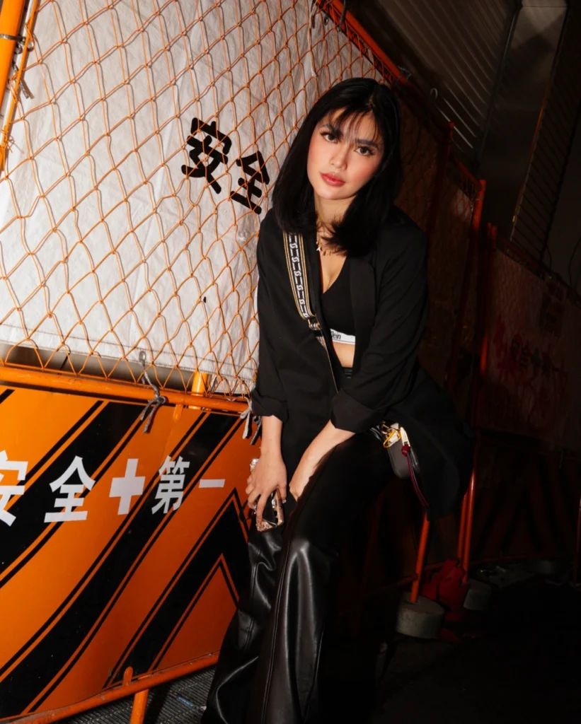 Jane De Leon in hot51