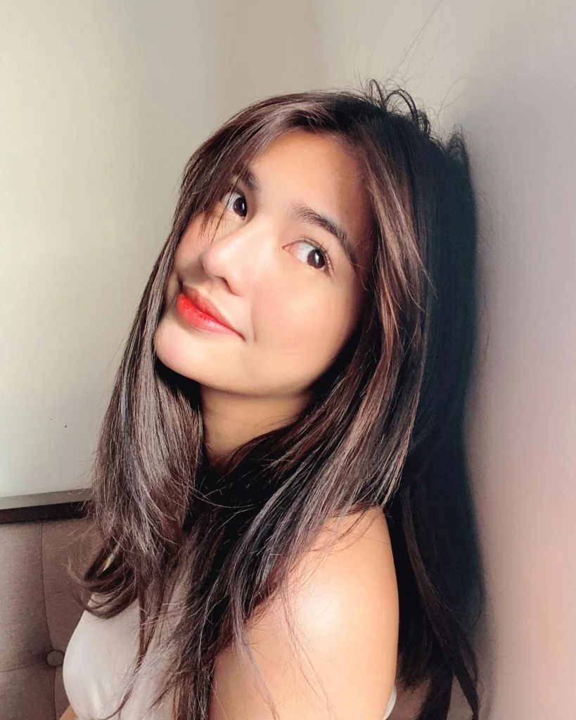 Jane De Leon in hot51