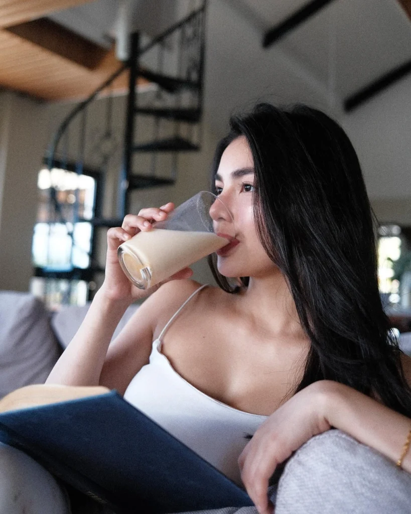 Jane De Leon in hot51