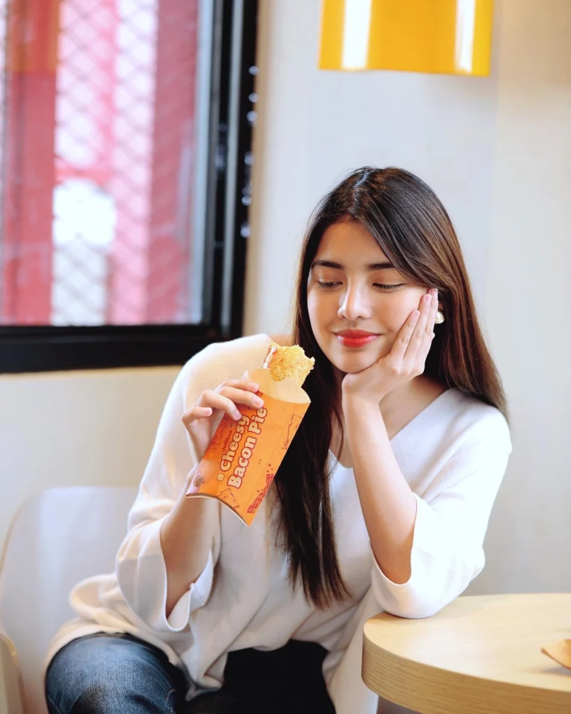 Jane De Leon in hot51 