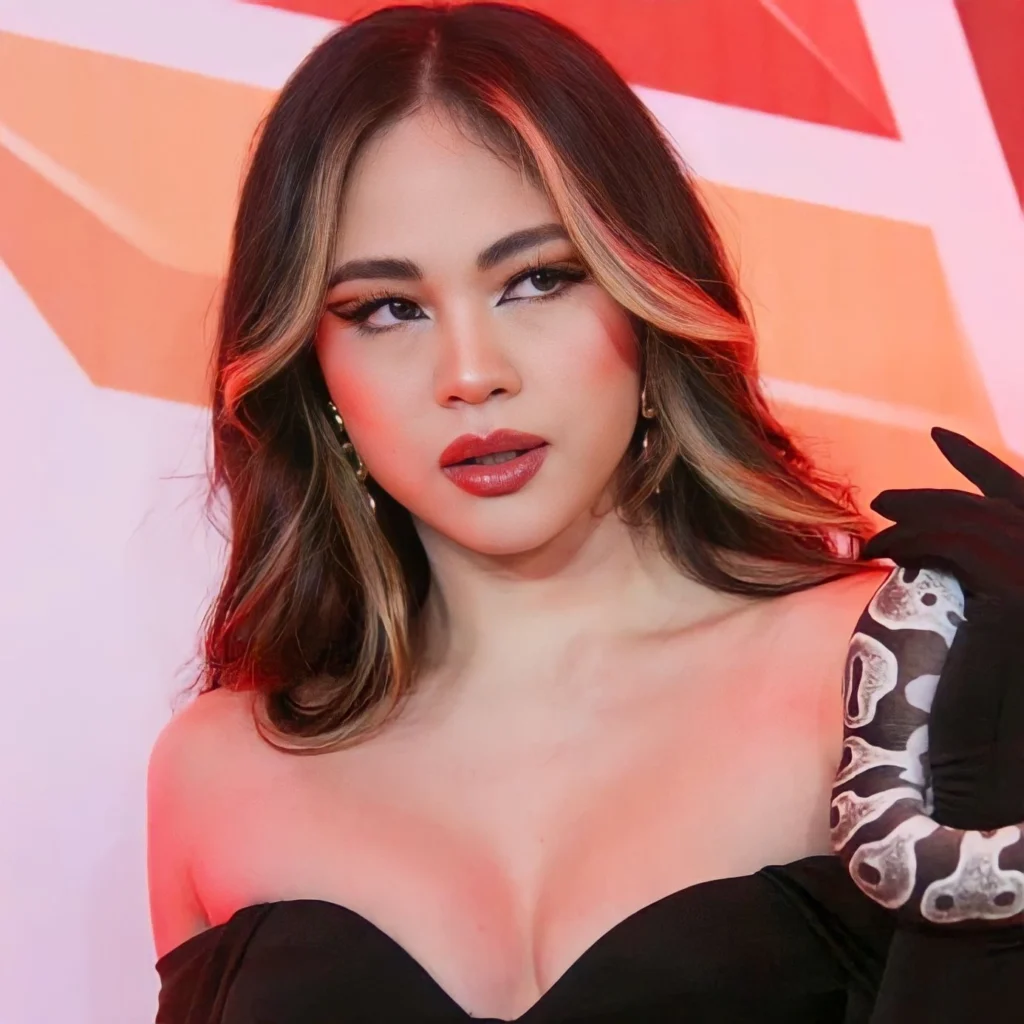 Janella Salvador in hot51