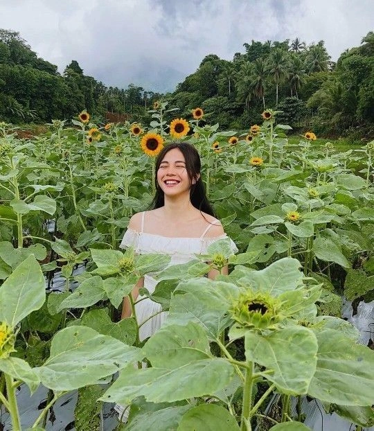 Janella Salvador in hot51 