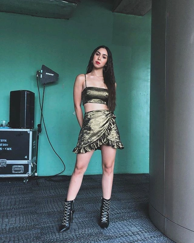 Julia Barretto in hot51