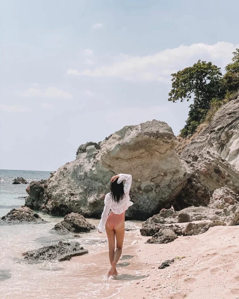 Julia Barretto in hot51 