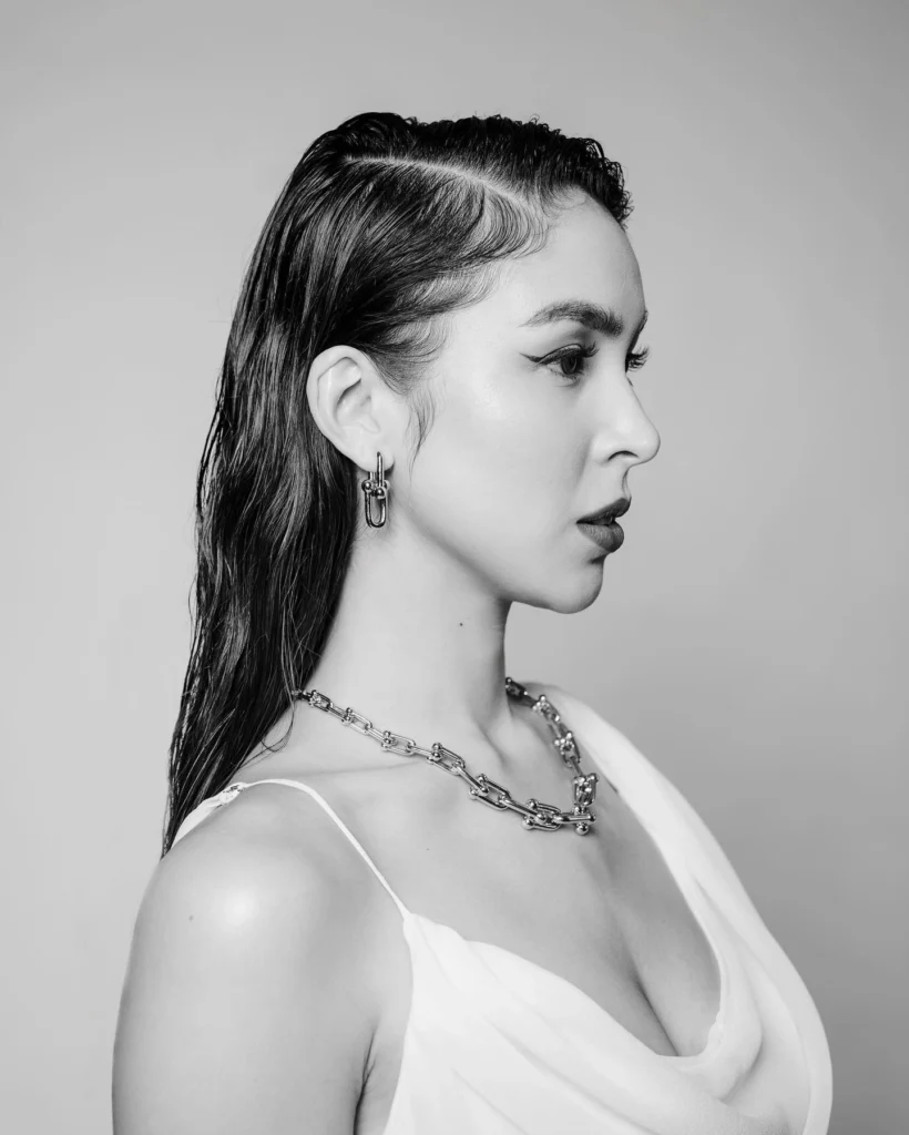 Julia Barretto in hot51
