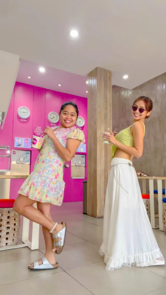 Kathryn Bernardo in hot51 