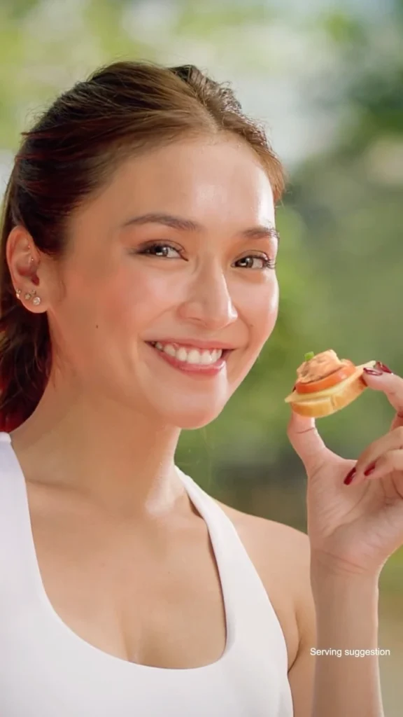 Kathryn Bernardo in hot51