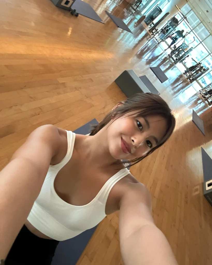 Gabbi Garcia in hot51