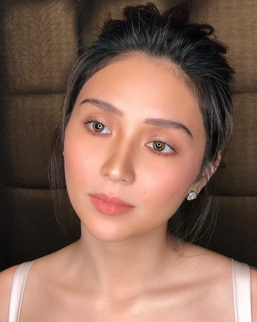 Kathryn Bernardo in hot51
