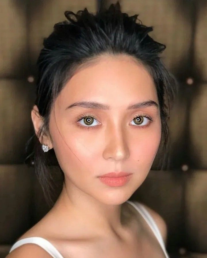 Kathryn Bernardo in hot51
