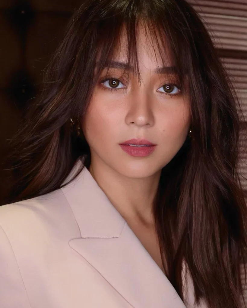 Kathryn Bernardo in hot51
